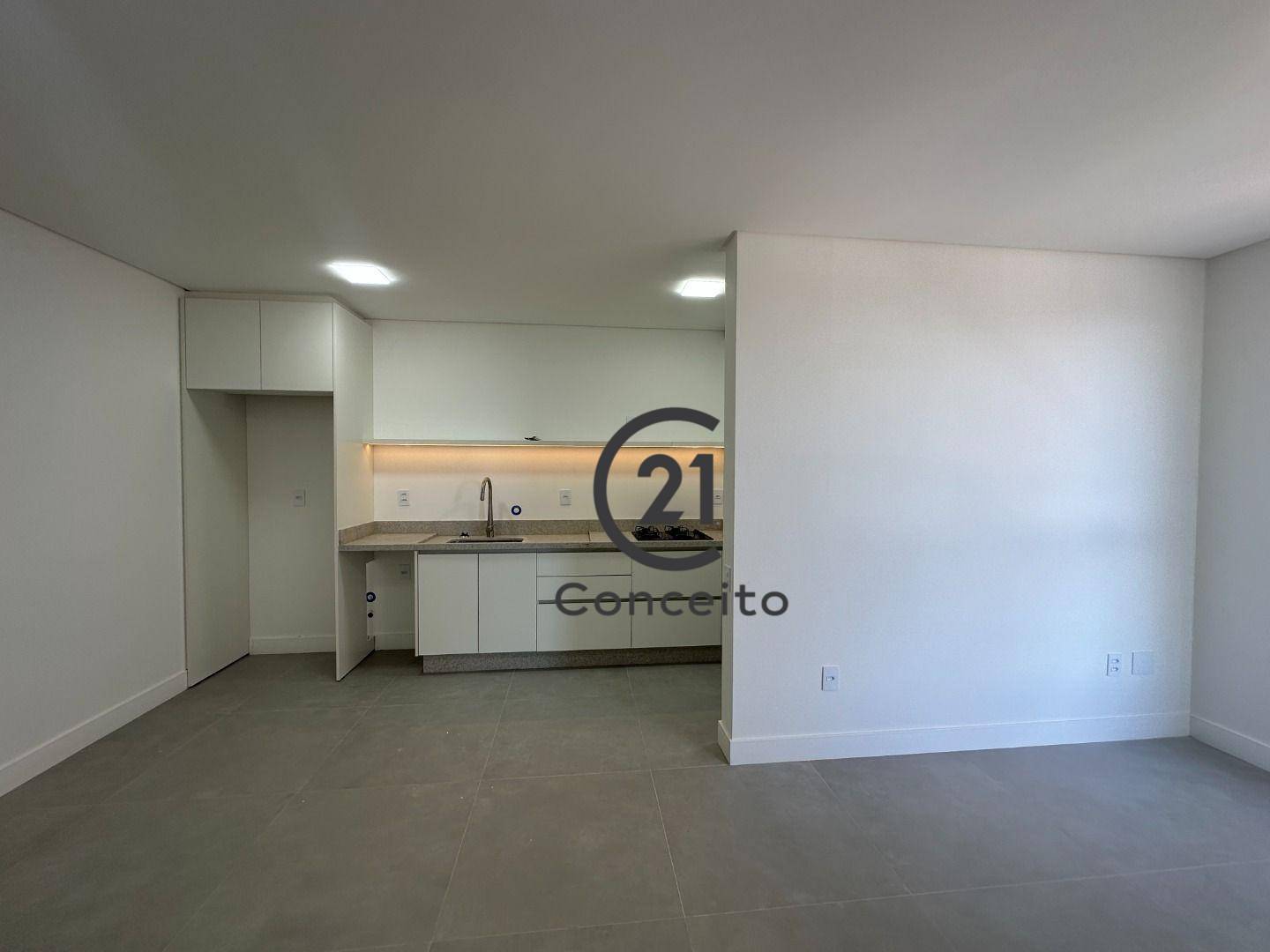 Apartamento para alugar com 2 quartos, 70m² - Foto 3