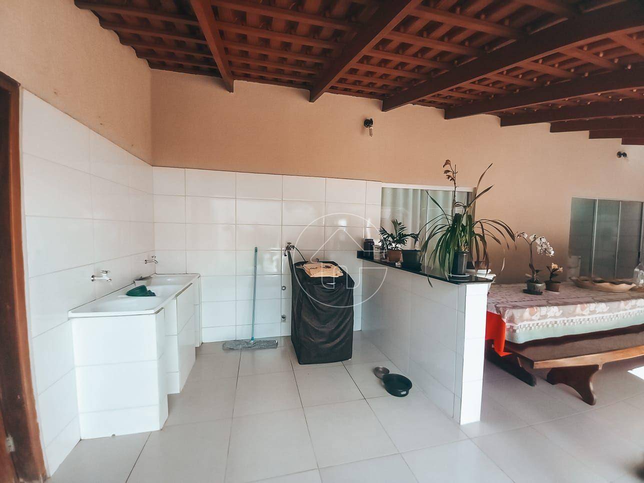 Casa à venda com 4 quartos, 275m² - Foto 10