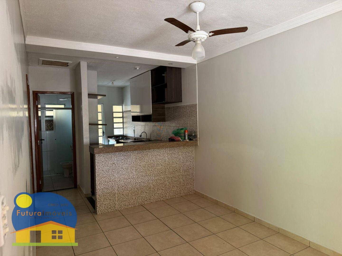 Casa de Condomínio à venda com 2 quartos, 64m² - Foto 4