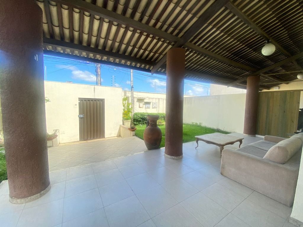 Casa à venda com 4 quartos, 586m² - Foto 4