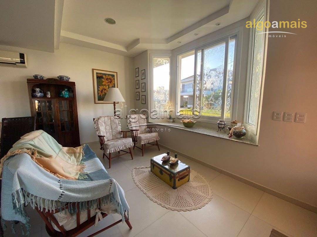 Casa de Condomínio à venda com 4 quartos, 250m² - Foto 16