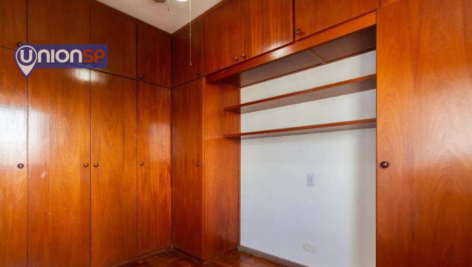 Apartamento à venda com 1 quarto, 32m² - Foto 6