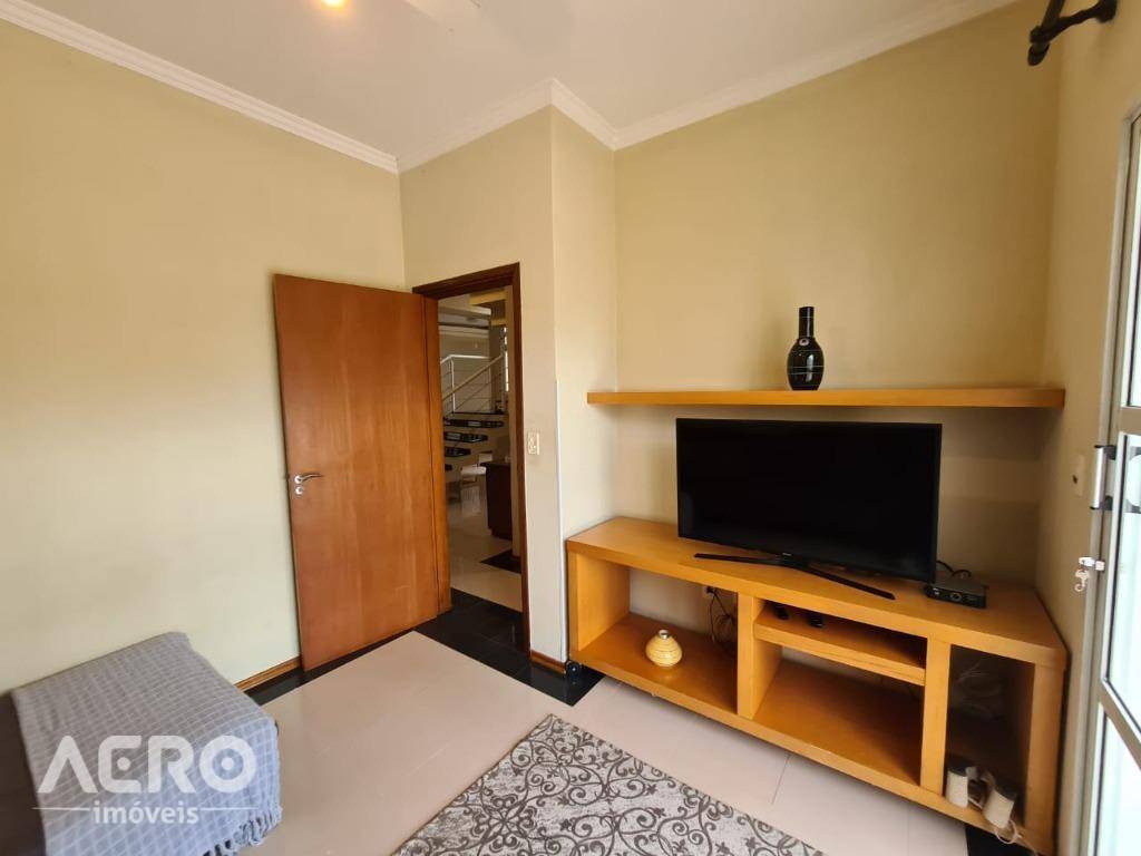 Casa à venda com 3 quartos, 275m² - Foto 41