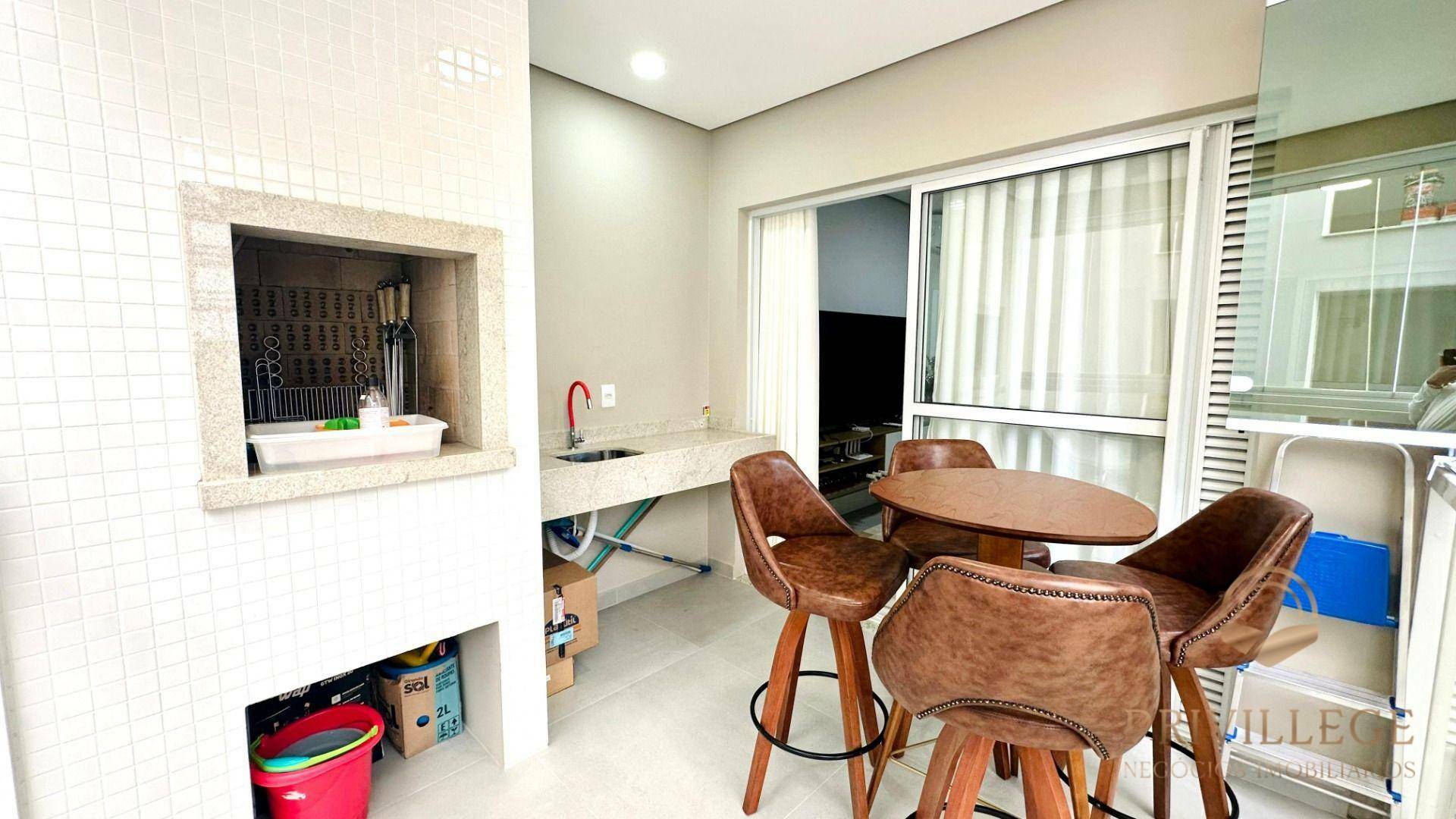 Apartamento à venda com 3 quartos, 81m² - Foto 12