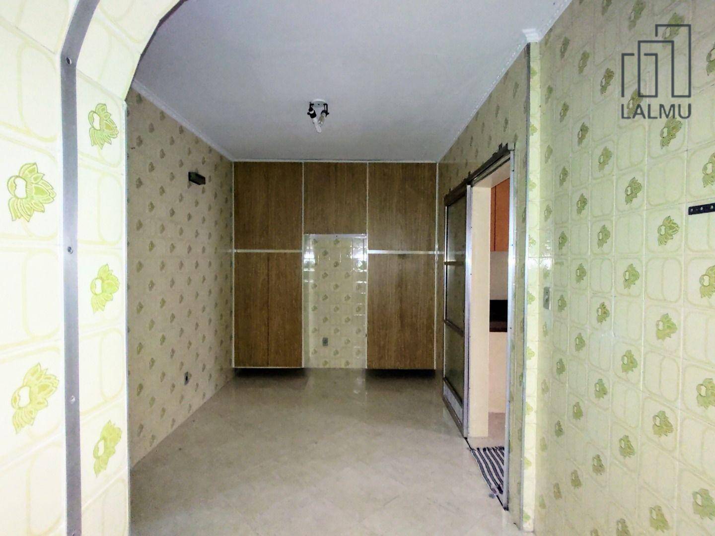 Sobrado para alugar com 3 quartos, 300m² - Foto 31