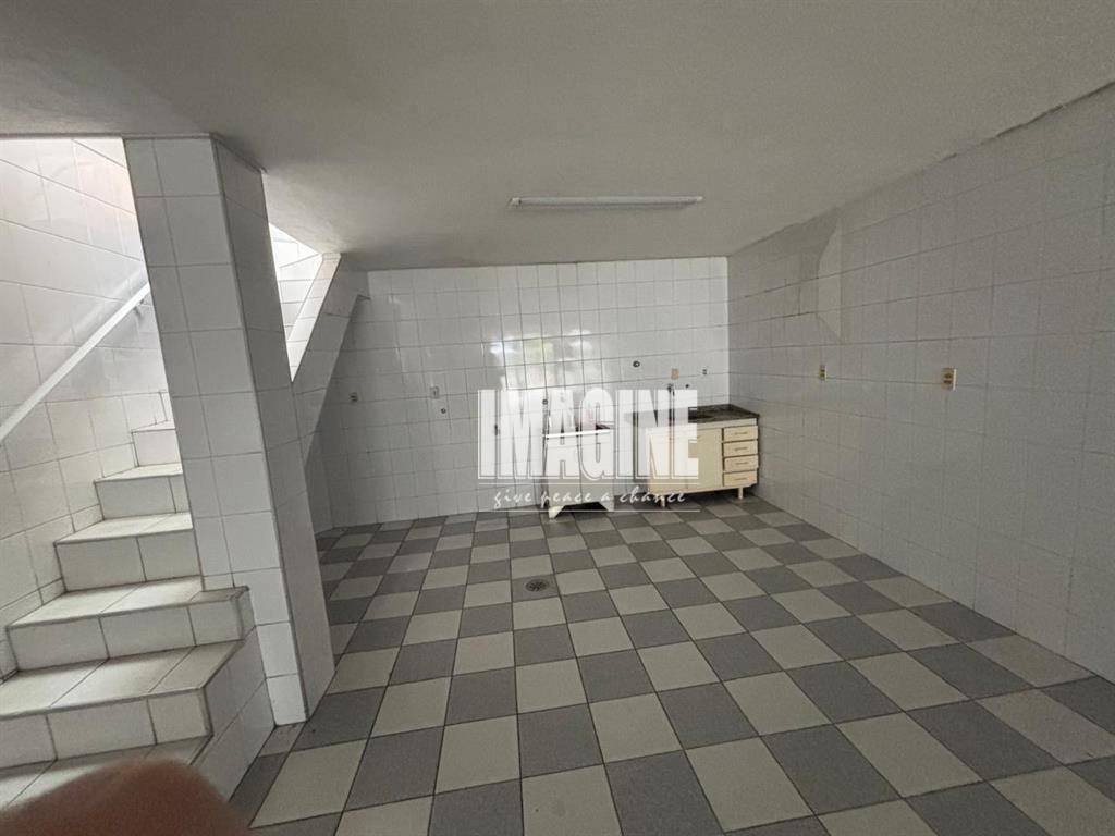 Sobrado à venda com 3 quartos, 180m² - Foto 18