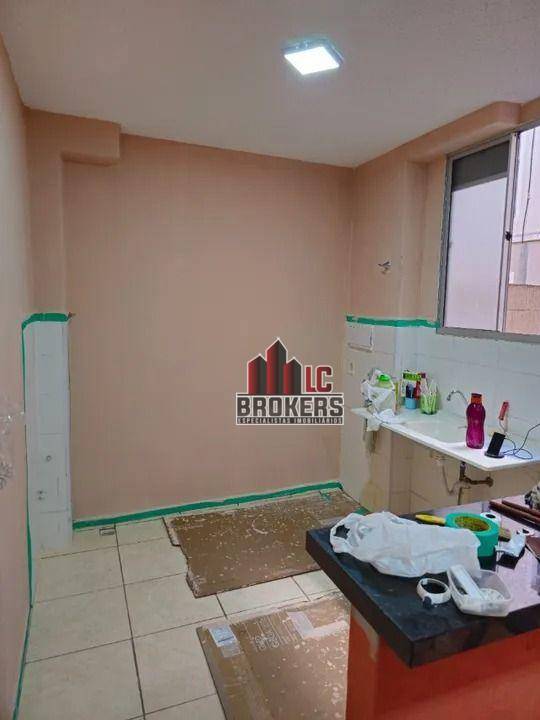 Apartamento para alugar com 2 quartos, 45m² - Foto 14