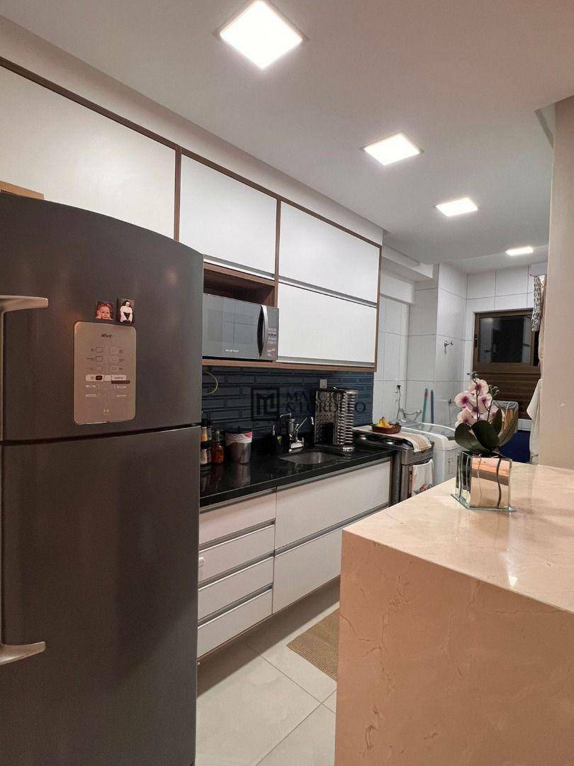 Apartamento à venda com 2 quartos, 59m² - Foto 6