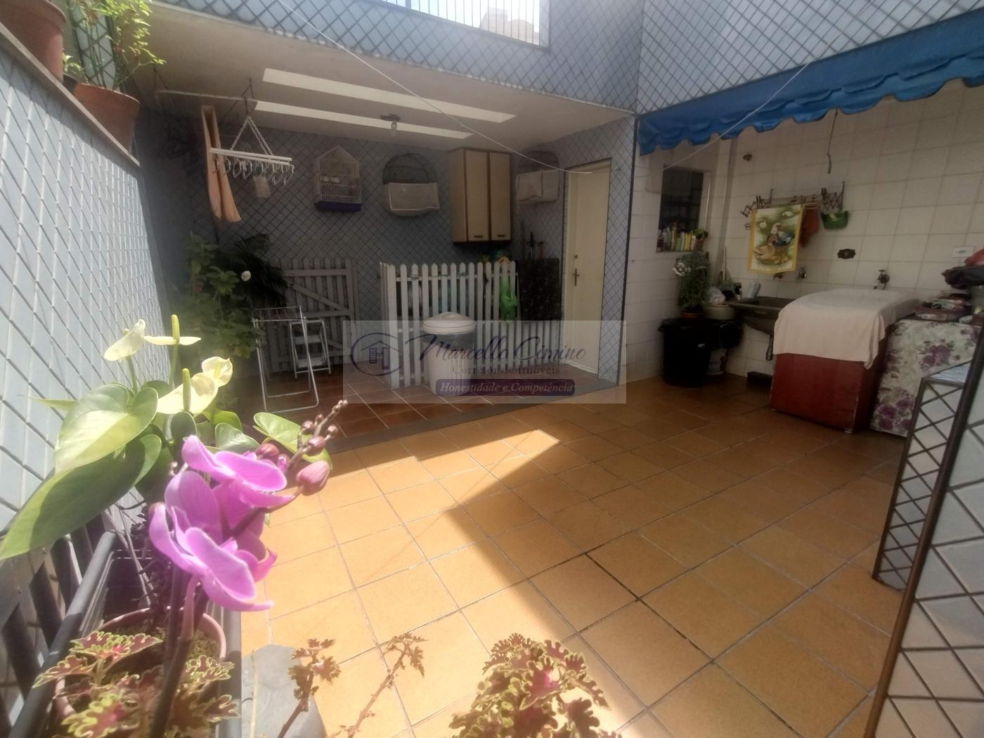 Sobrado à venda com 3 quartos, 138m² - Foto 1