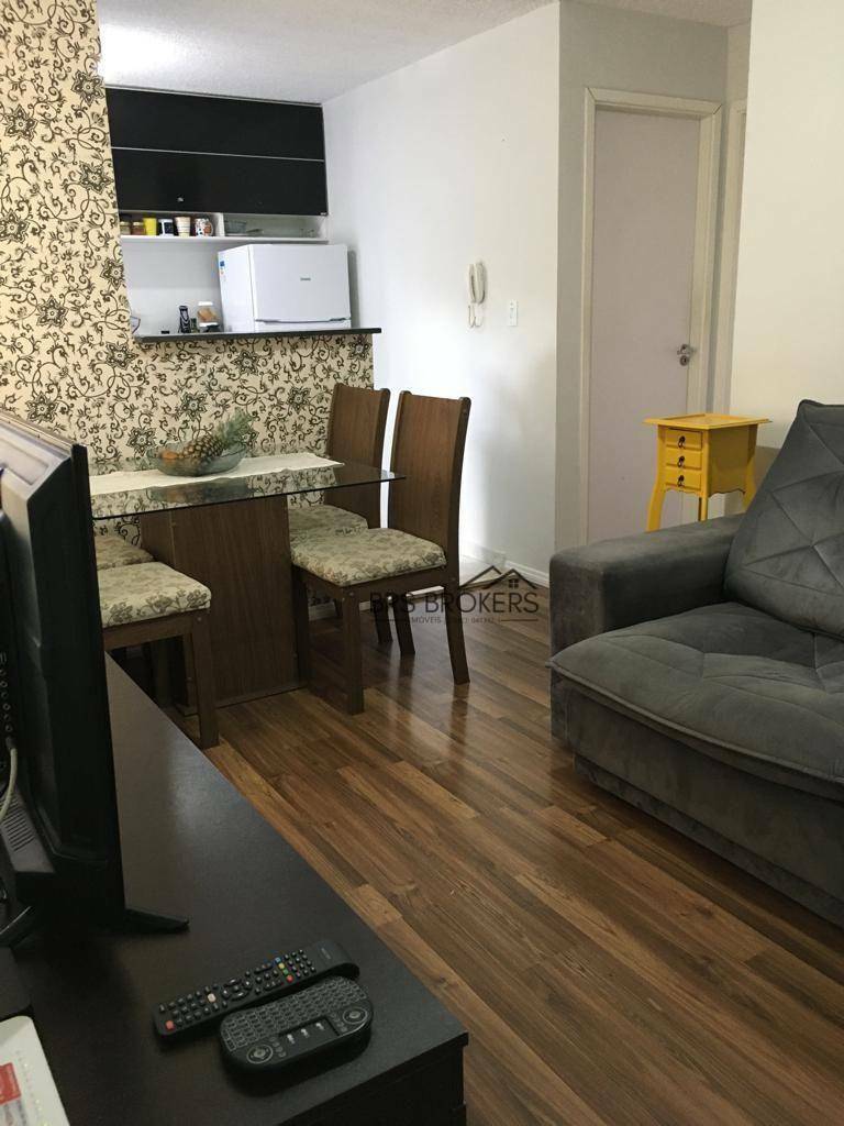 Apartamento à venda com 2 quartos, 42m² - Foto 3