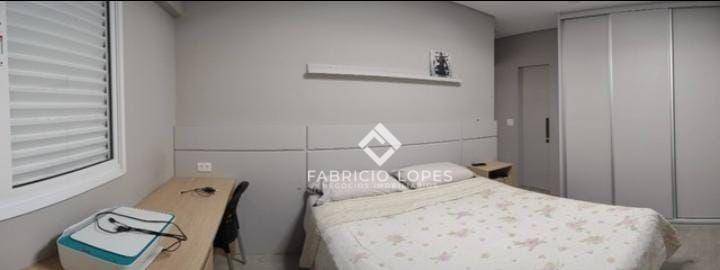 Apartamento à venda com 2 quartos, 75m² - Foto 4