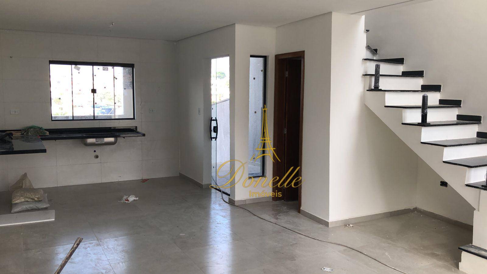 Sobrado à venda com 3 quartos, 100m² - Foto 4