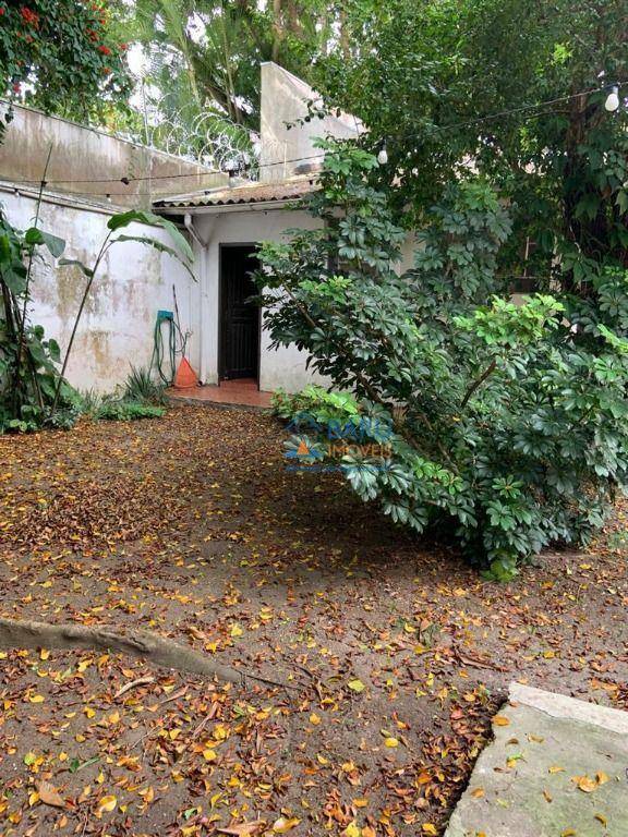 Casa à venda e aluguel com 4 quartos, 439m² - Foto 13