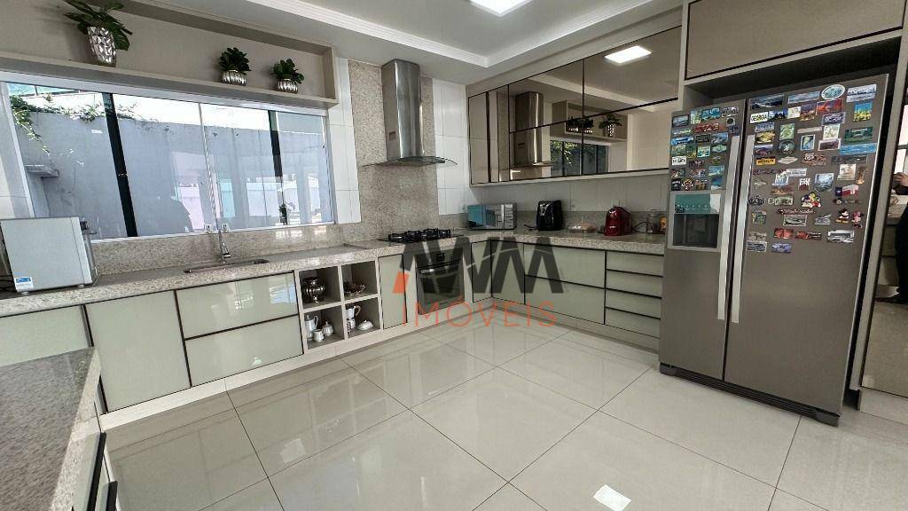 Sobrado, 4 quartos, 434 m² - Foto 47