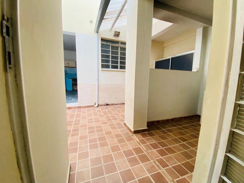 Casa à venda com 4 quartos, 210m² - Foto 11