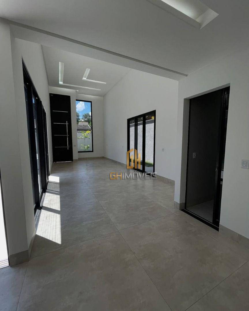 Casa à venda com 3 quartos, 200m² - Foto 9