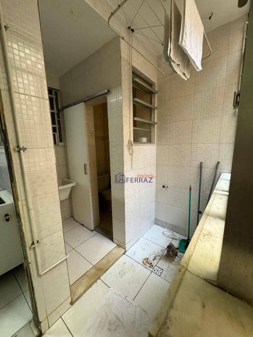 Apartamento à venda com 2 quartos, 70m² - Foto 16