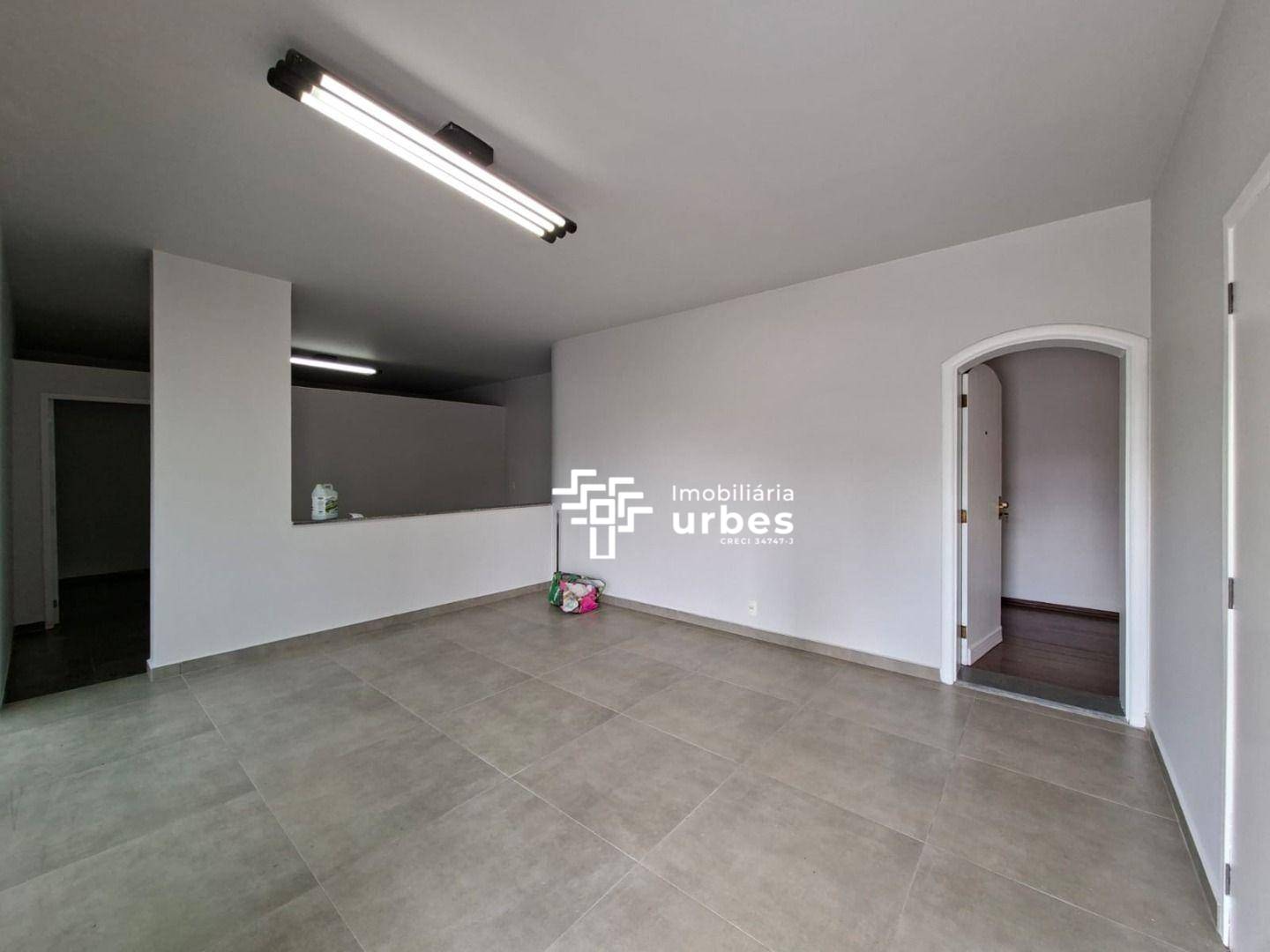 Casa, 5 quartos, 310 m² - Foto 2