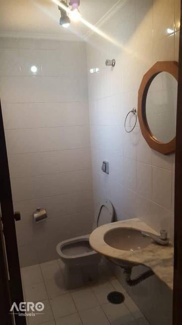 Apartamento à venda com 3 quartos, 120m² - Foto 11