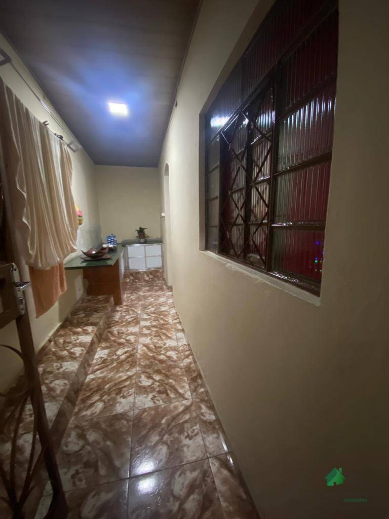 Casa à venda com 2 quartos, 100M2 - Foto 4