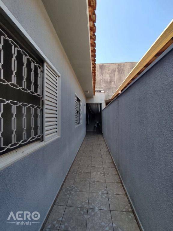 Casa à venda com 3 quartos, 123m² - Foto 14