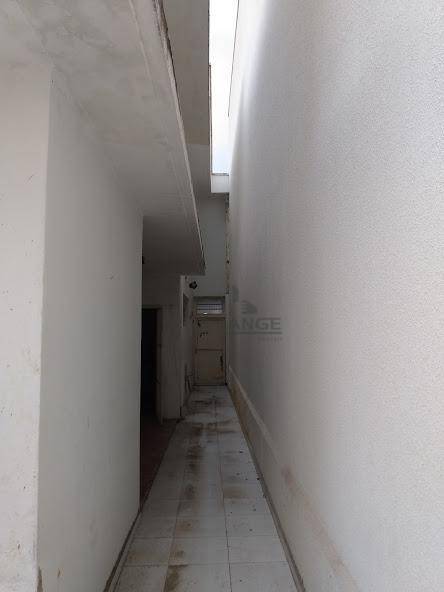 Casa à venda e aluguel com 4 quartos, 318m² - Foto 14