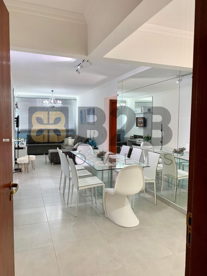 Apartamento à venda com 2 quartos, 75m² - Foto 10