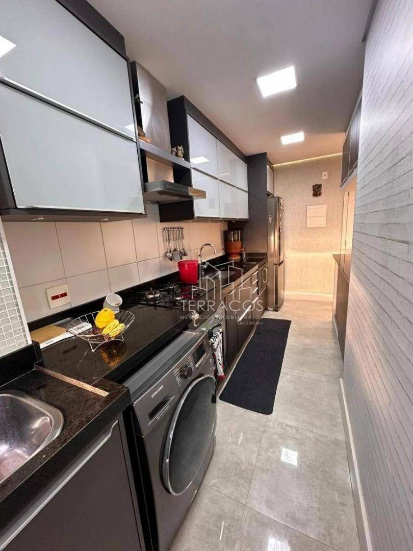 Apartamento à venda com 2 quartos, 63m² - Foto 9