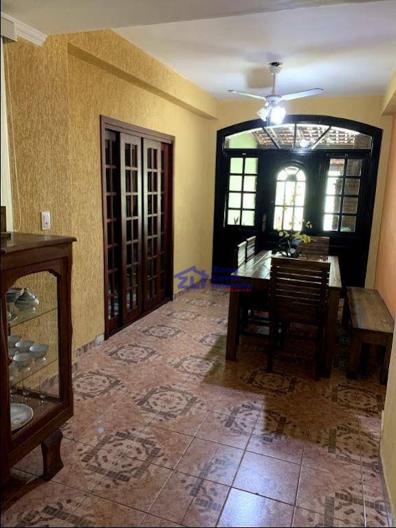 Sobrado à venda com 4 quartos, 220m² - Foto 19