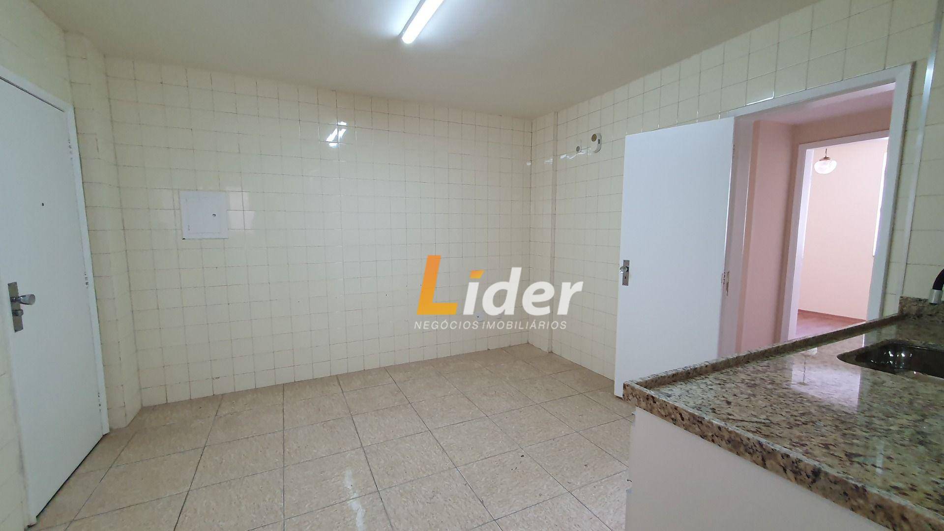 Apartamento à venda com 3 quartos, 122m² - Foto 21