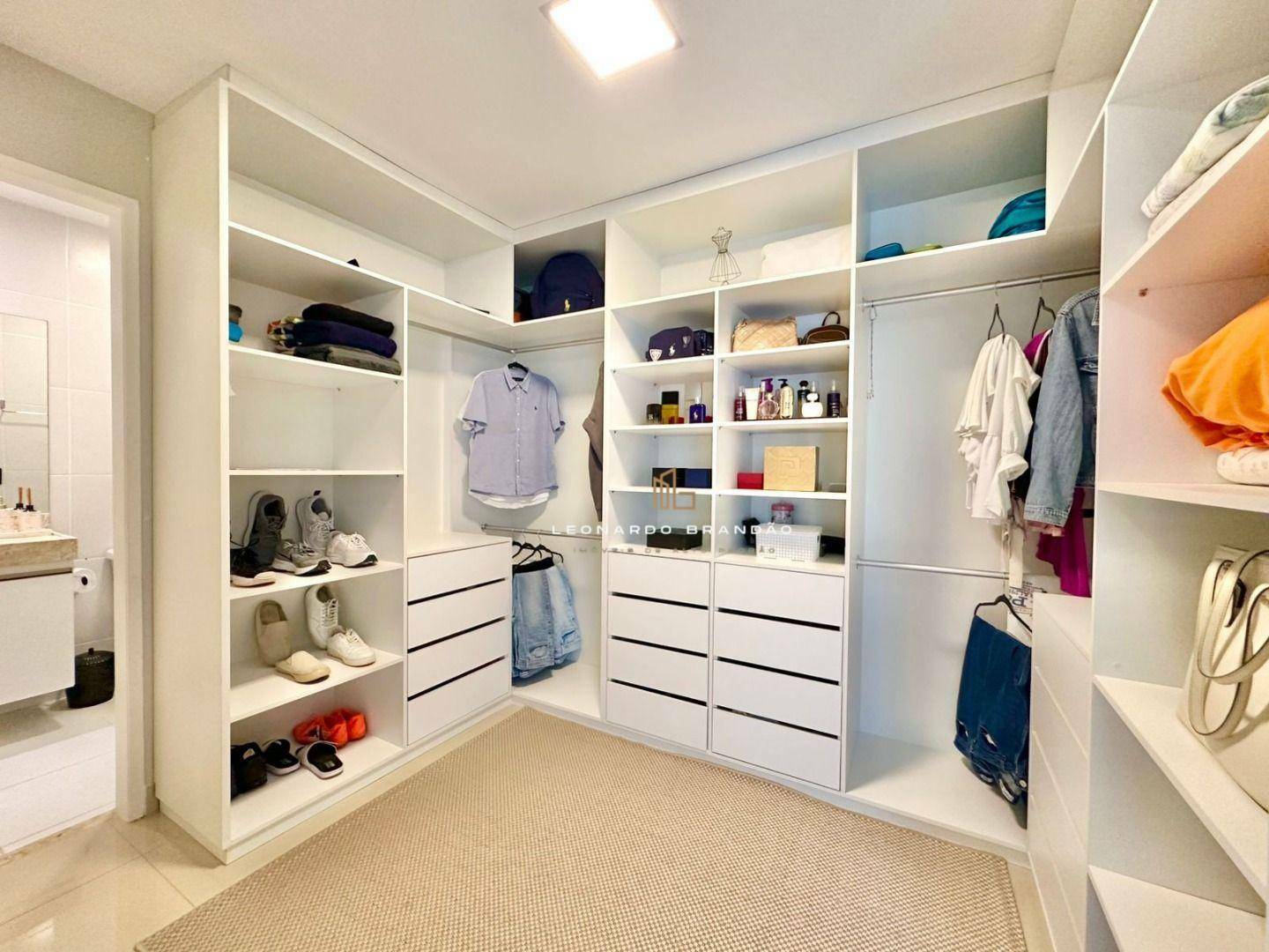 Casa de Condomínio à venda com 4 quartos, 206m² - Foto 27