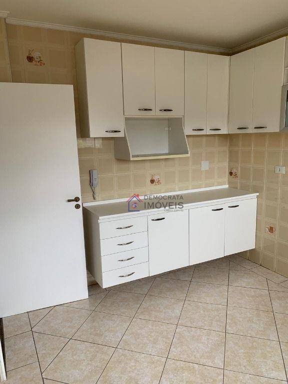 Apartamento à venda com 2 quartos, 68m² - Foto 4