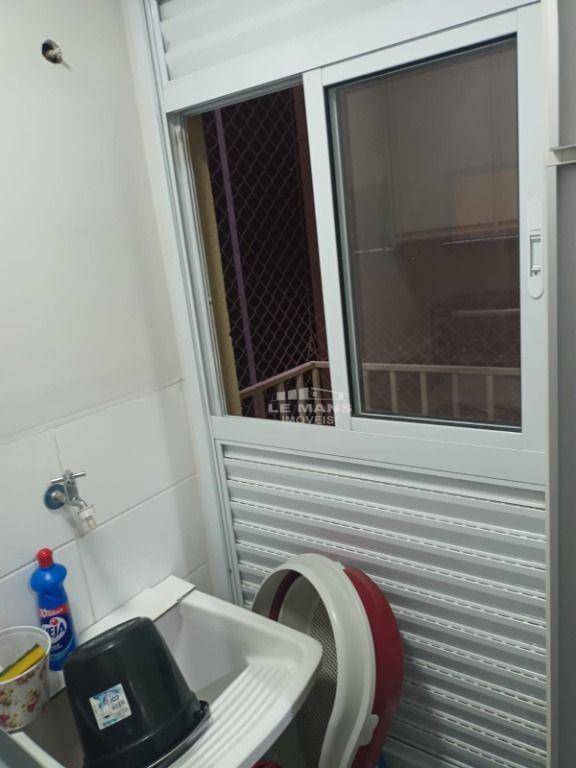 Apartamento à venda com 2 quartos, 66m² - Foto 14