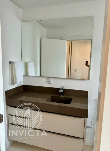 Apartamento à venda com 3 quartos, 130m² - Foto 25