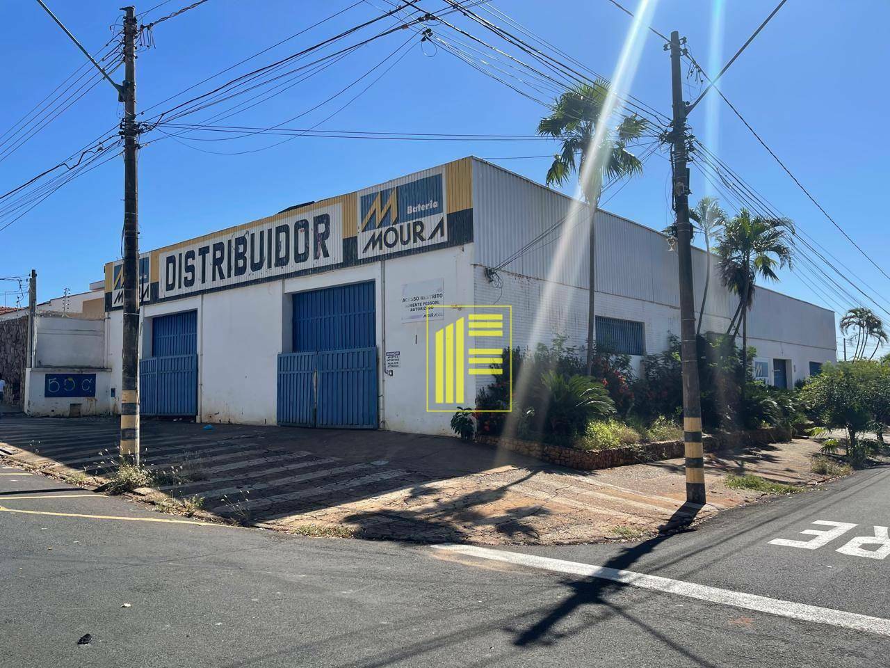 Depósito-Galpão-Armazém para alugar, 980m² - Foto 1