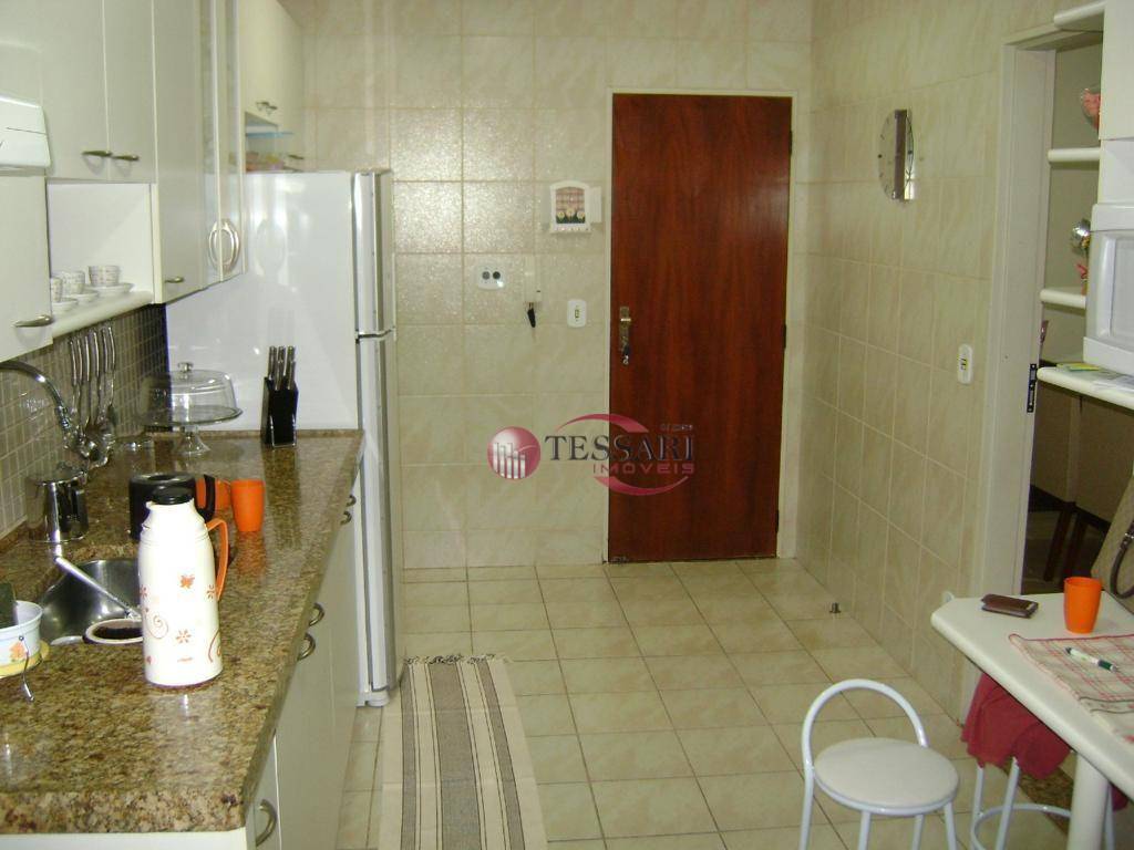 Apartamento à venda com 3 quartos, 104m² - Foto 4