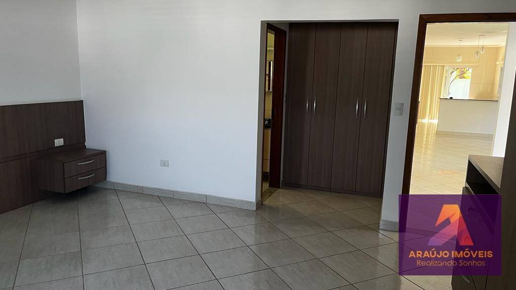 Casa de Condomínio à venda e aluguel com 3 quartos, 200m² - Foto 8