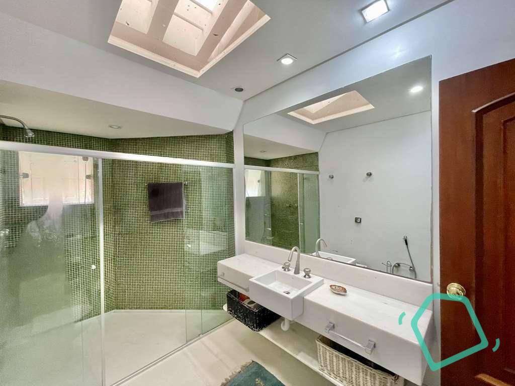 Casa de Condomínio à venda com 4 quartos, 615m² - Foto 47