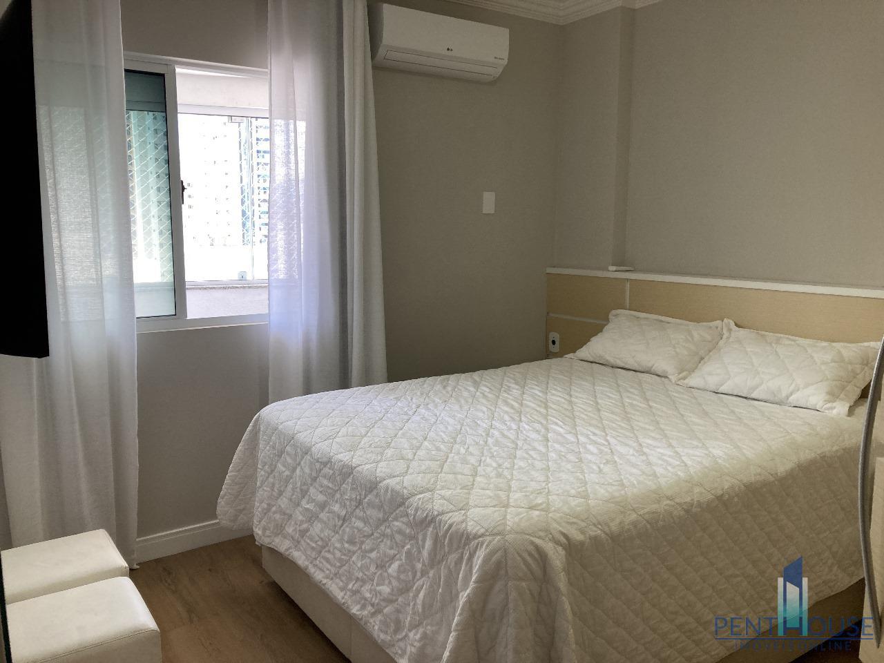 Apartamento à venda com 2 quartos, 81m² - Foto 7