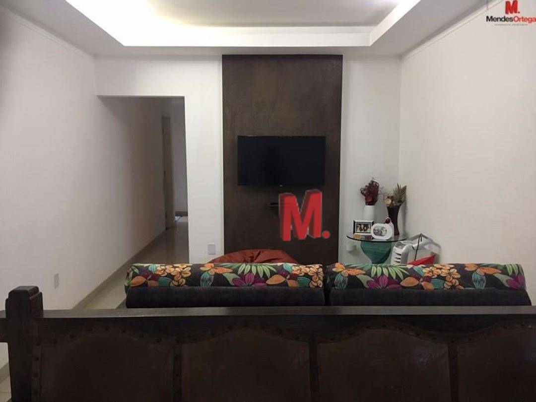 Casa à venda com 3 quartos, 281m² - Foto 5