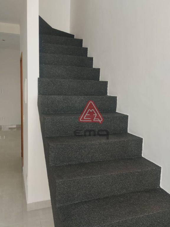 Sobrado à venda com 3 quartos, 110m² - Foto 8