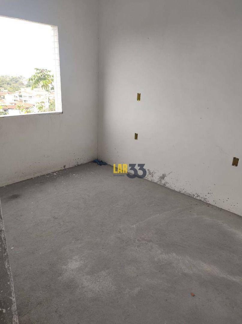 Apartamento à venda com 3 quartos, 143m² - Foto 3