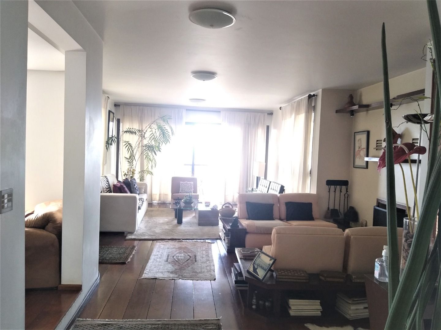 Apartamento à venda com 3 quartos, 211m² - Foto 5