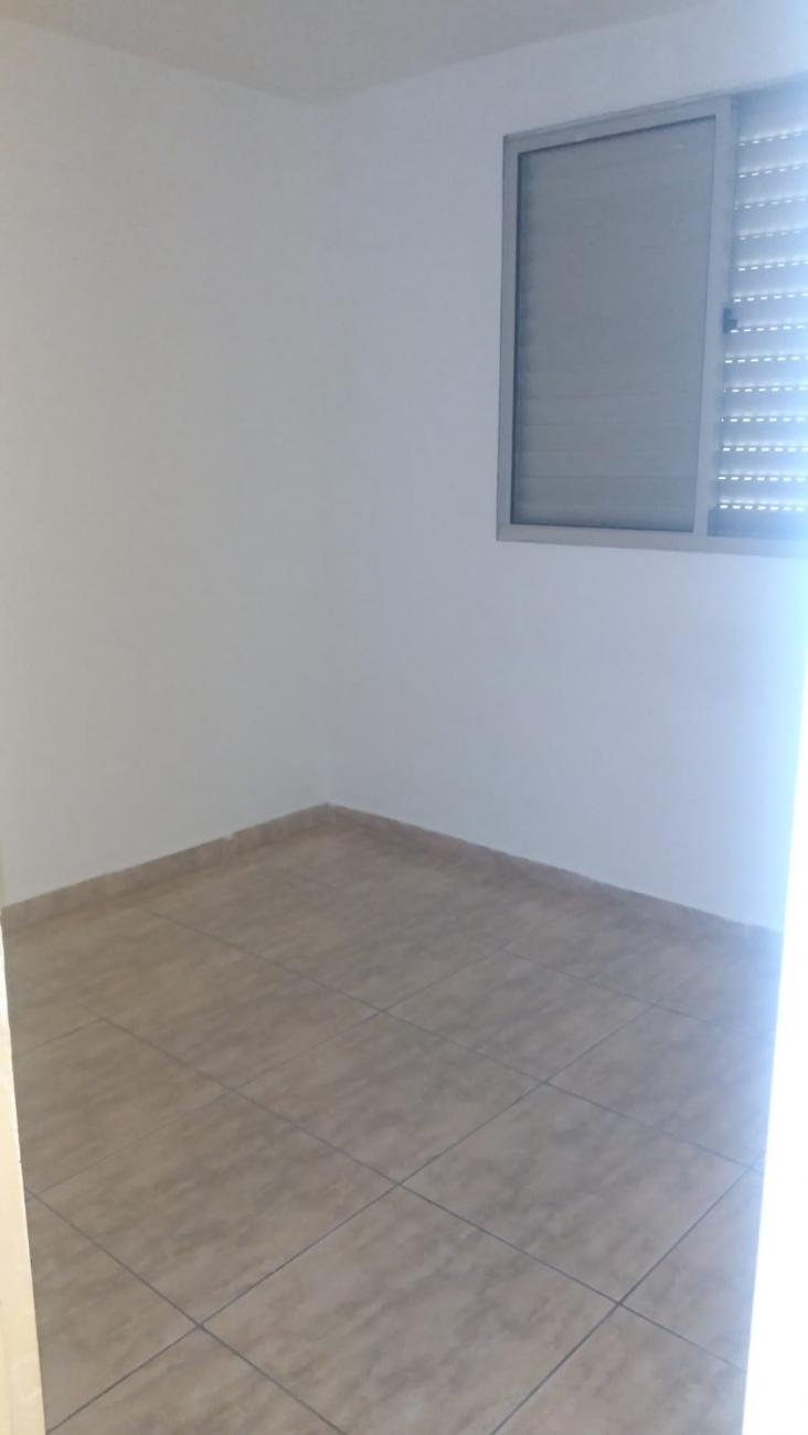 Apartamento para alugar com 2 quartos, 50m² - Foto 15