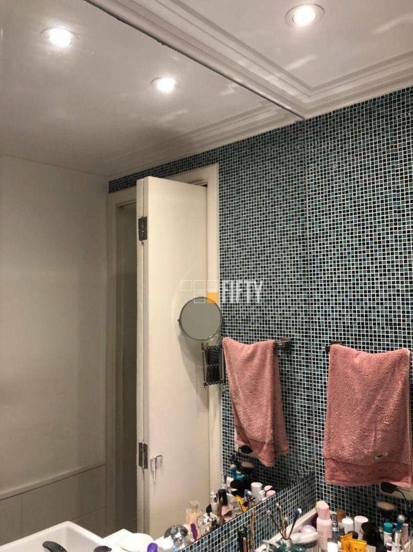 Apartamento à venda com 2 quartos, 79m² - Foto 11