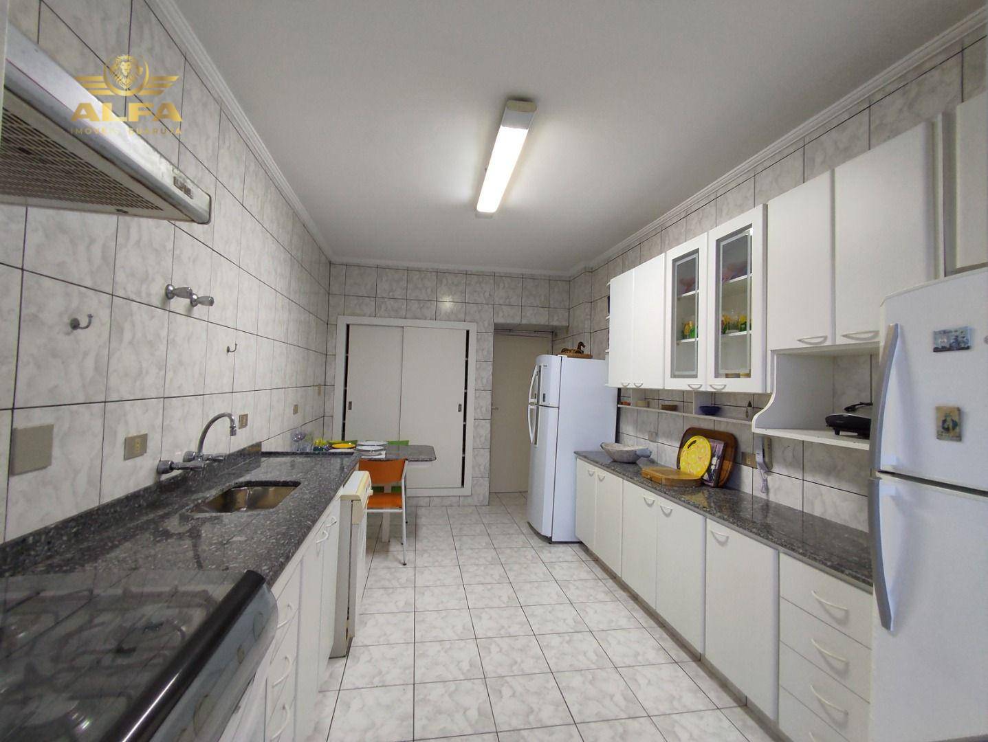 Apartamento à venda com 3 quartos, 190m² - Foto 22