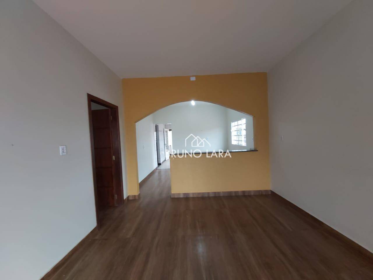 Casa à venda com 3 quartos, 165m² - Foto 4