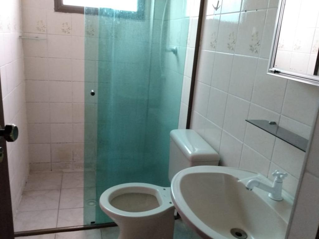 Apartamento à venda com 2 quartos, 70m² - Foto 18