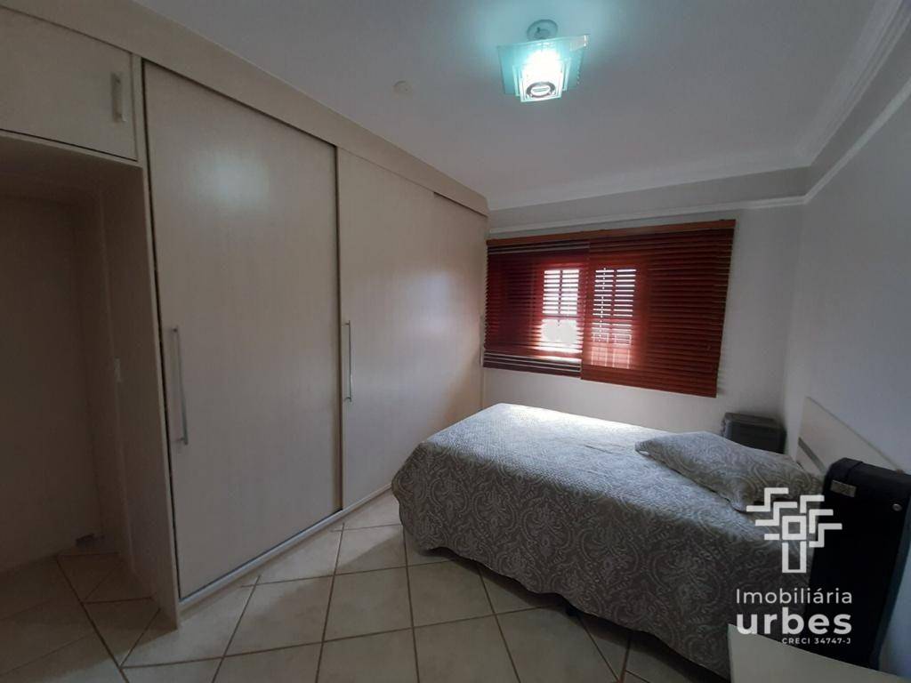 Casa de Condomínio à venda com 4 quartos, 400m² - Foto 28