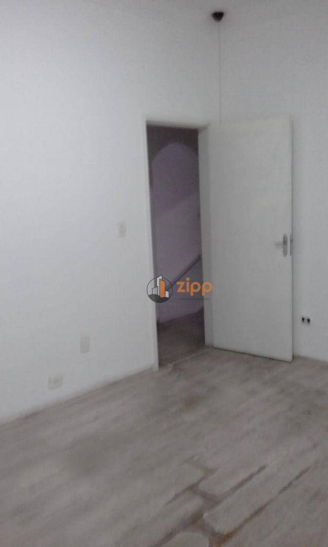 Sobrado à venda e aluguel com 3 quartos, 250m² - Foto 16